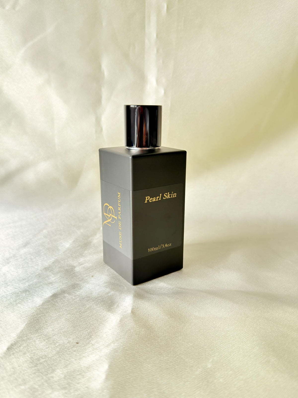 Muse de Parfum bottle